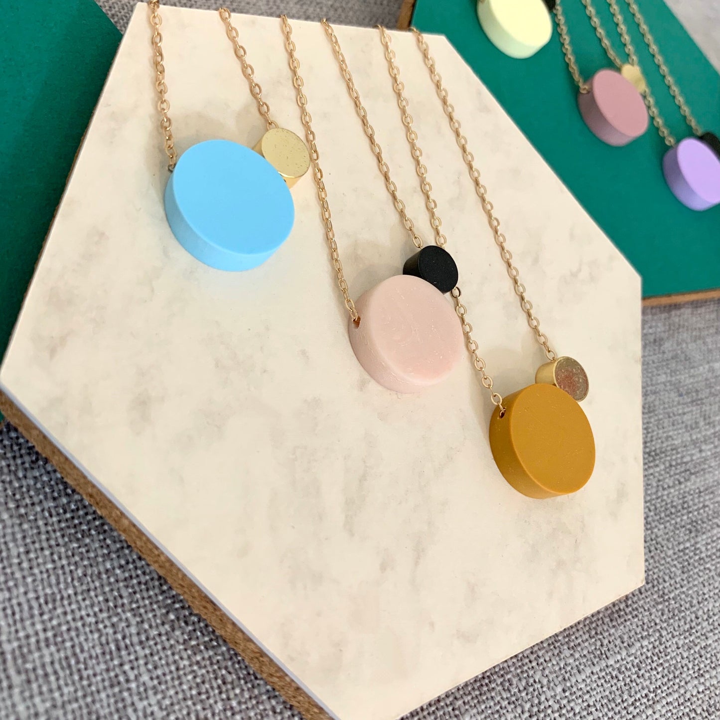 Dot Necklace