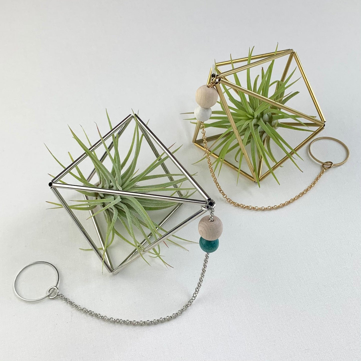 Small Brass Decahedron Air Plant Hanger (without plant)