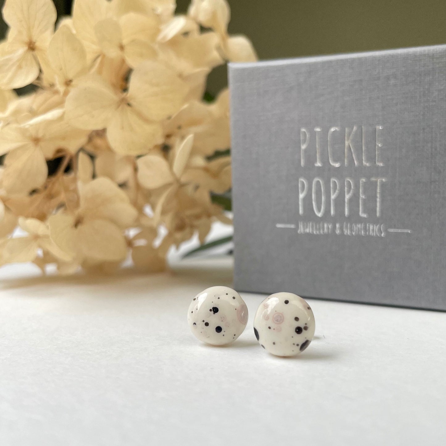Spill Stud Earrings - Pink & Black