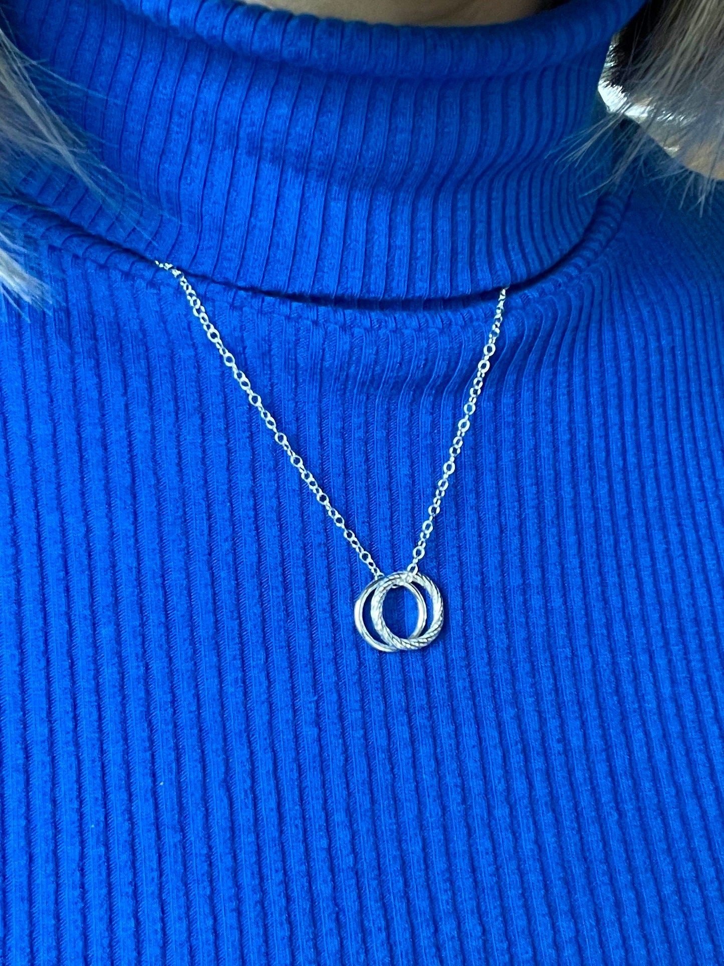 Silver Full Circle Necklace